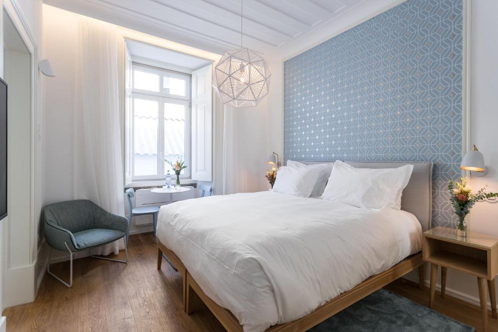 Standard Double or Twin Room interior